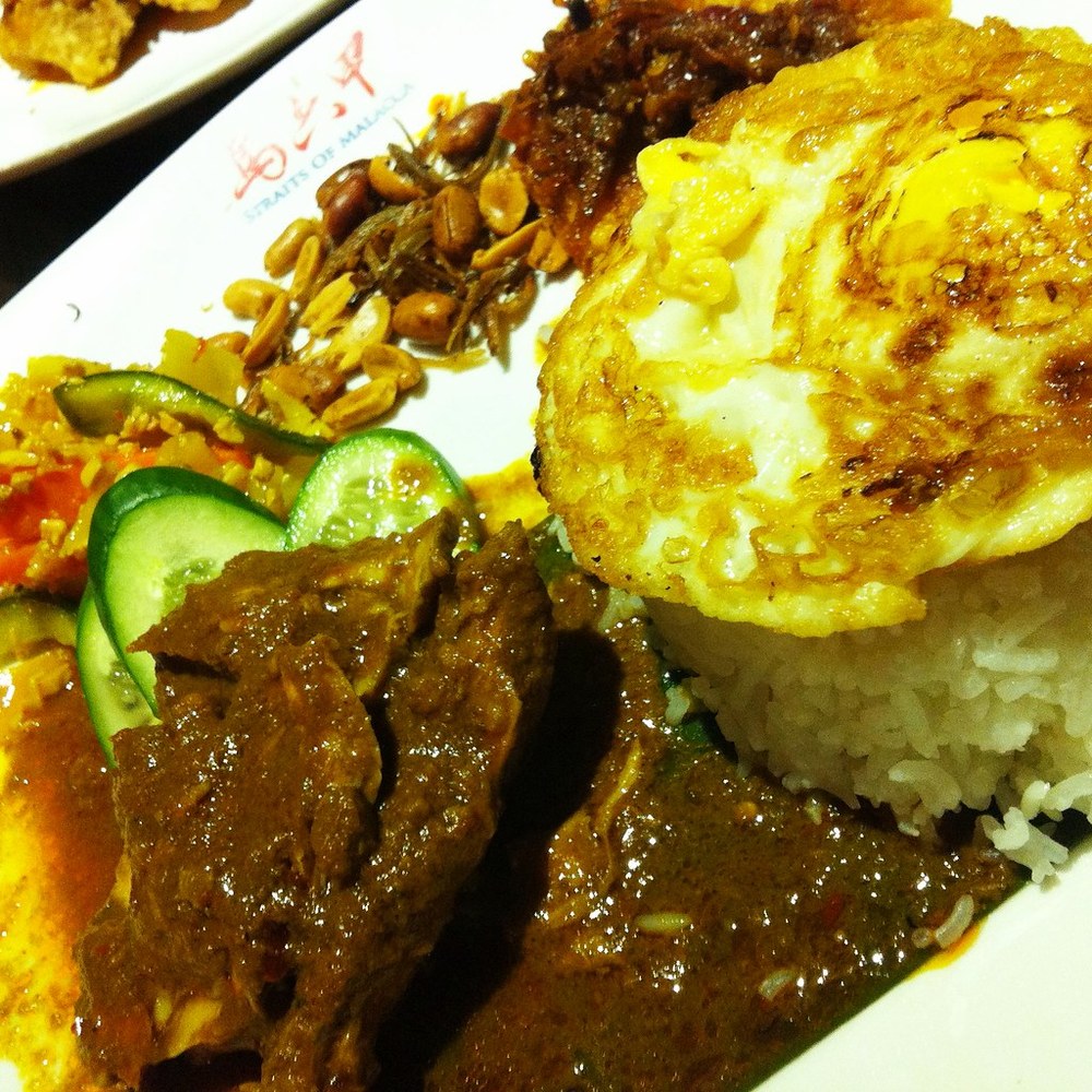 CF Clarke Quay — hawker dishes and food stalls 5